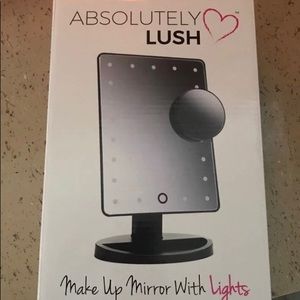 Lighted Makeup mirror